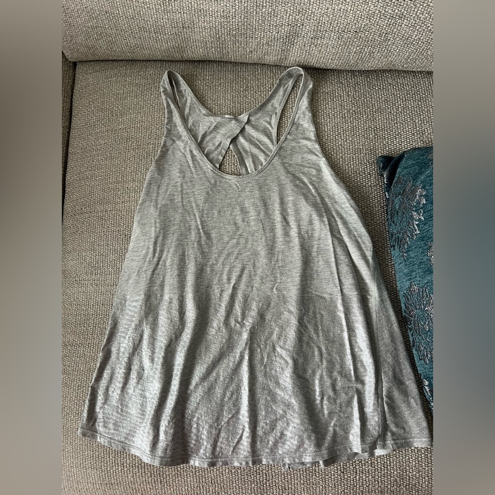 Lululemon tank top